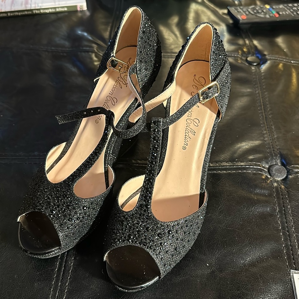 DeBlossom glittered peek toe black wedges. Size 7.5.